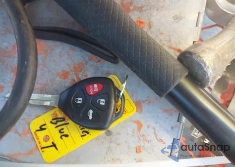 2013 Toyota Corolla Le z USA, uszkodzony, nr VIN 2T1BU4EE0DC018938